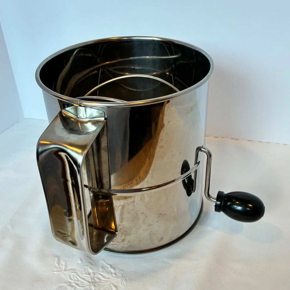Flour Sifter Stainless Steel 8 Cup Hand Crank Baking Pastry Chef Large Capacity